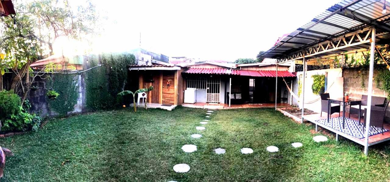 Airport Traveler'S Home Alajuela Exterior photo
